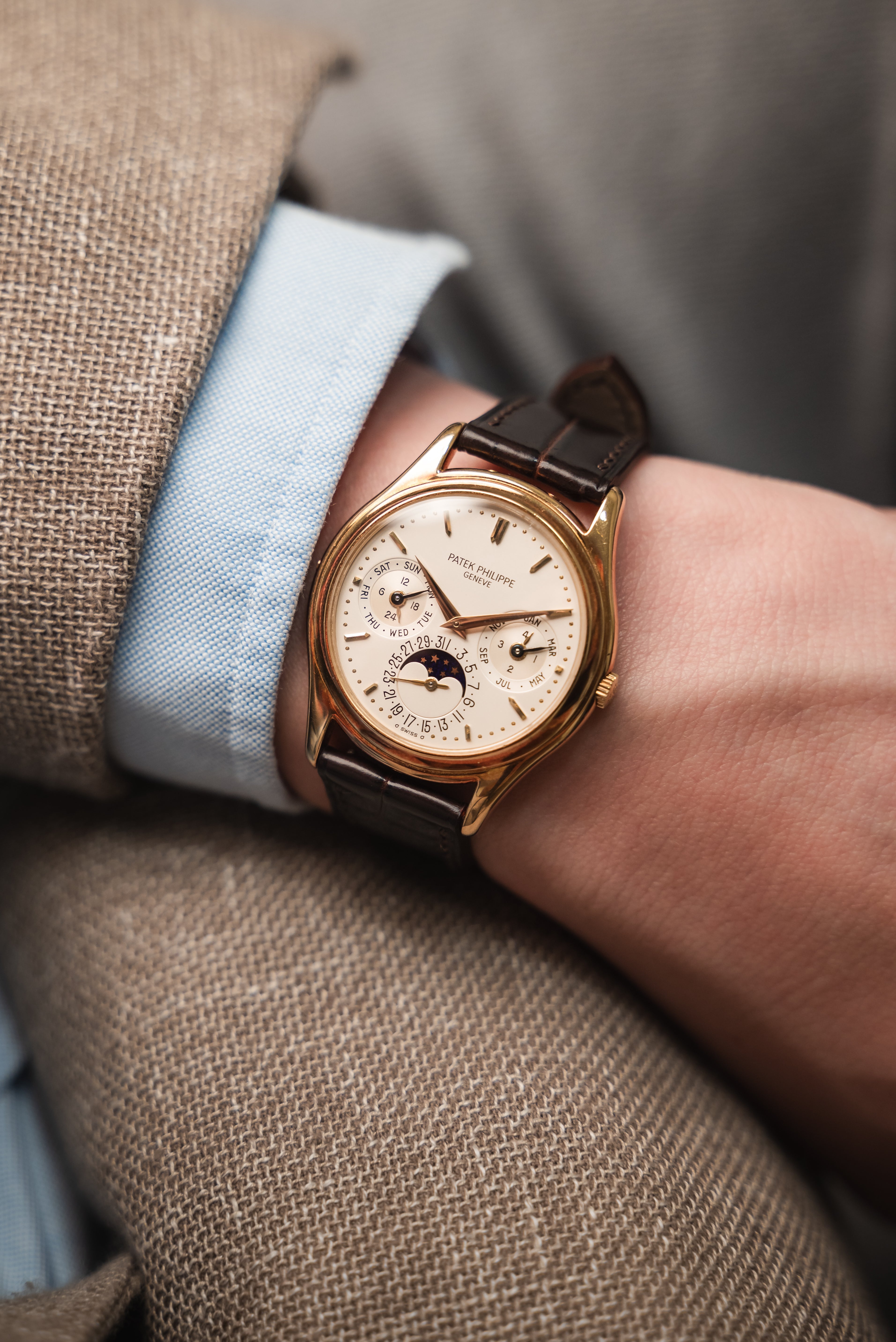 Handmade brown alligator strap for a Patek Phillipe 3940J