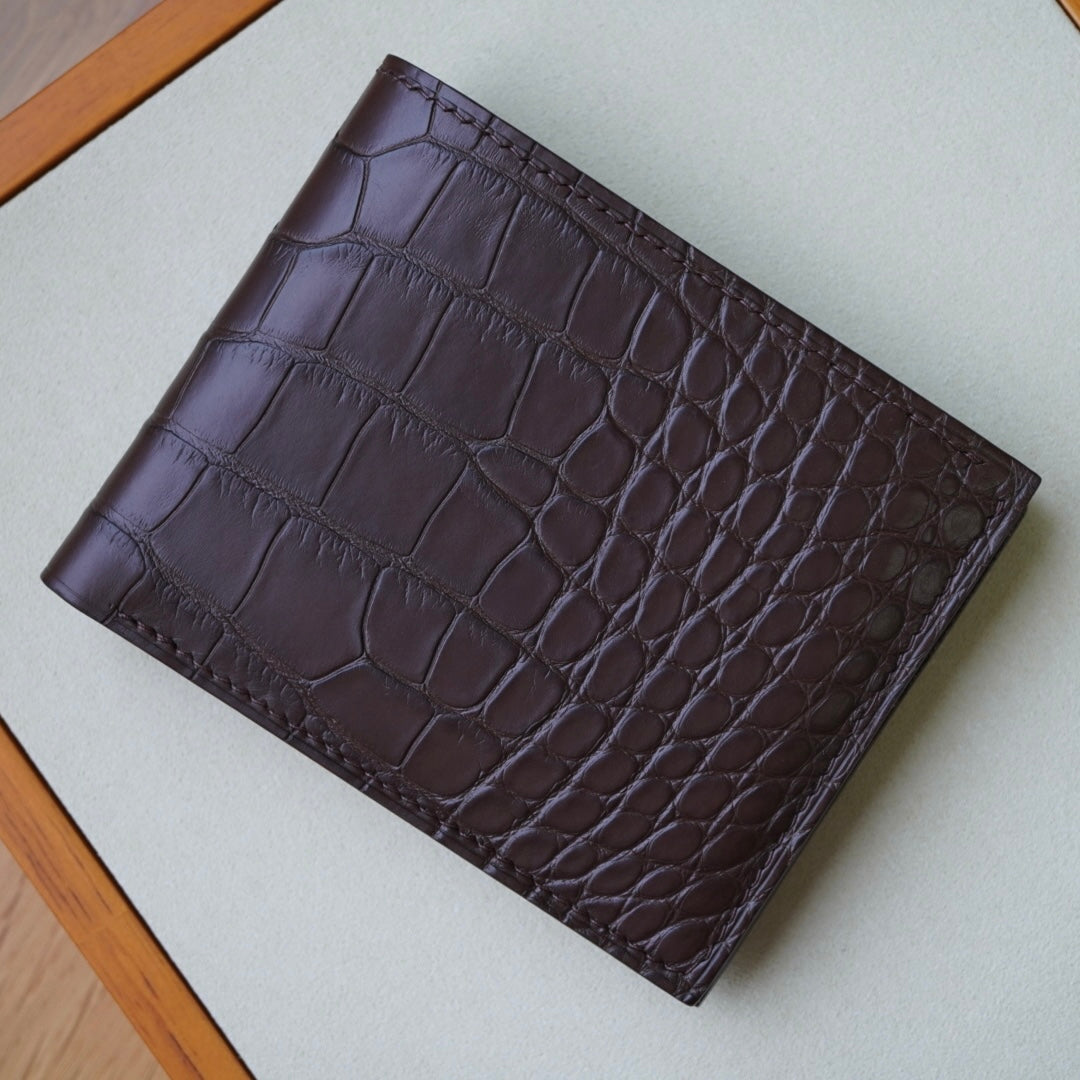 Crocodile bifold wallet