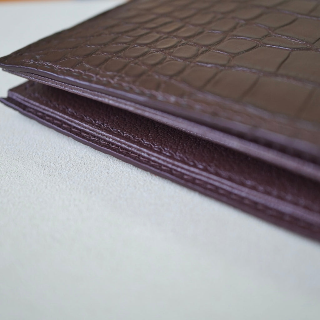 Crocodile bifold wallet