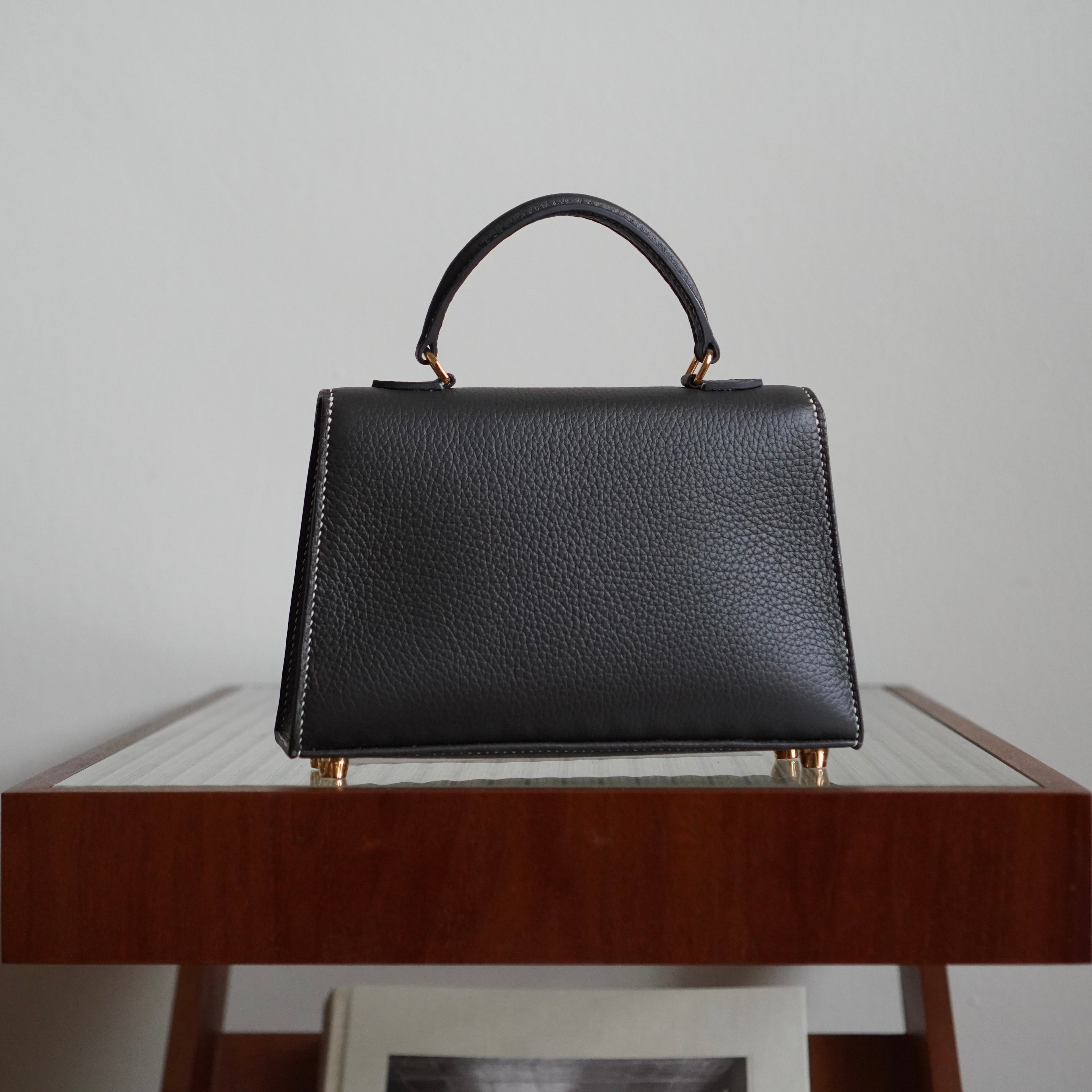 Togo Lily Bag 19cm